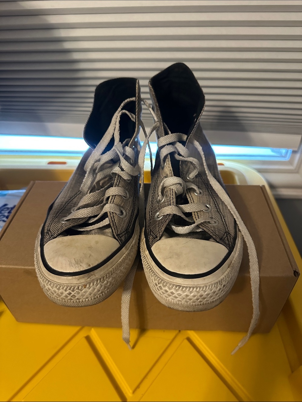 Converse High Top Sneakers Gray White
